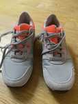 Sapatilhas cinzentas Asics - Mulher
