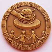 Medalha de Bronze Educação Homenagem ao Professor Primário