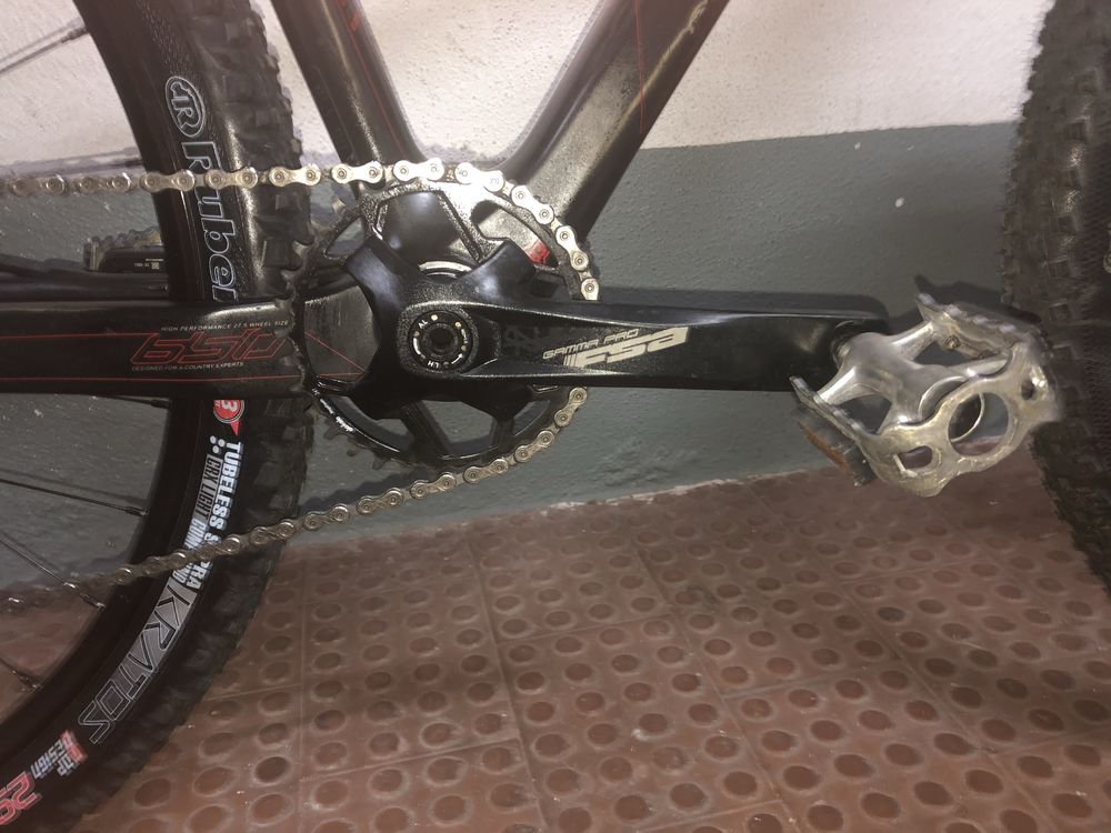 Bicicleta coluer em carbono roda 29