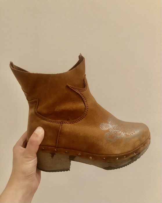 Bota tacão baixo Xuz Handmade