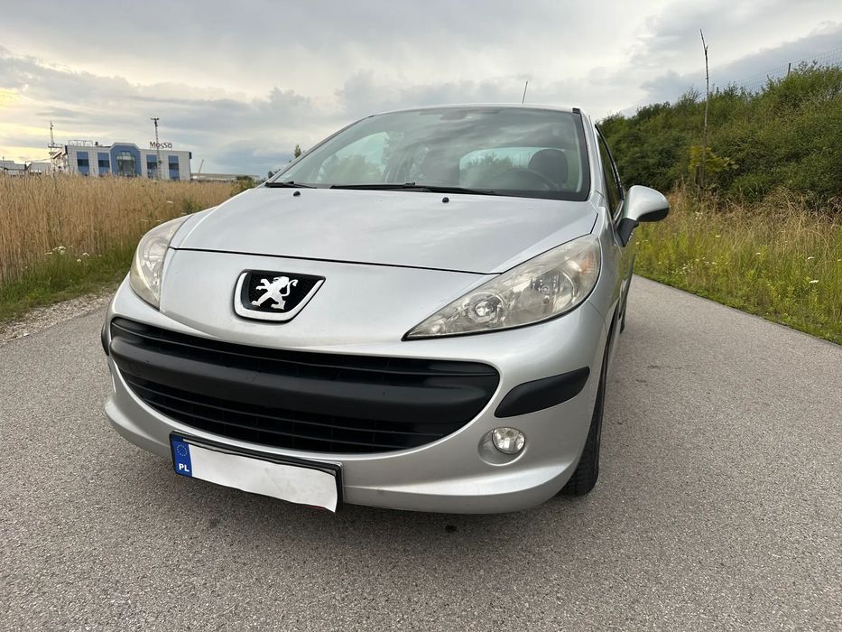 Peugeot 207 Peugeot 207 1.4 HDI VAT1 Homologacja ciężarowa Climatronic Faktura VAT