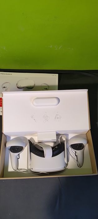 Oculus meta quest 2 128 gb w bardzo dobrym stanie