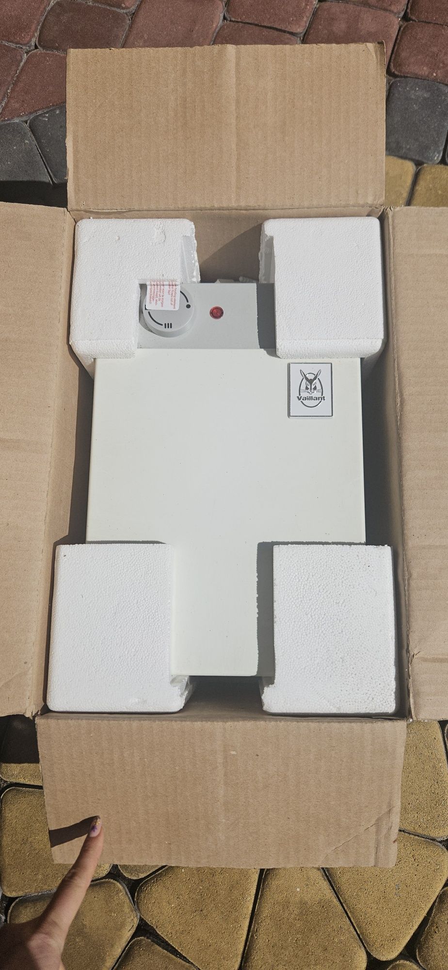 Przepływowy ogrzewacz wody 5L vaillant ven b 5 u