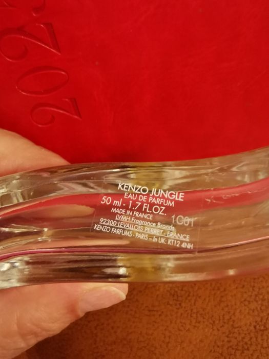 Pusta oryginalna butelka po perfumach Kenzo 50 ml.