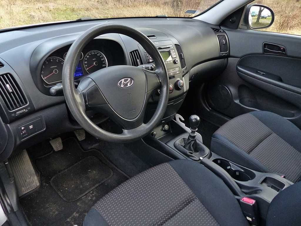 Hyundai i30 1.6 16V*COMFORT*Klima*Elektryka*Zadbany*Serwisowany!!!