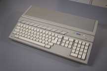 Komputer Atari 1040STE Retro