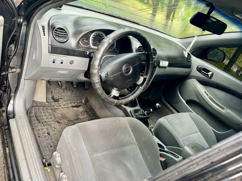 Шевроле лачетти 1.8 сед