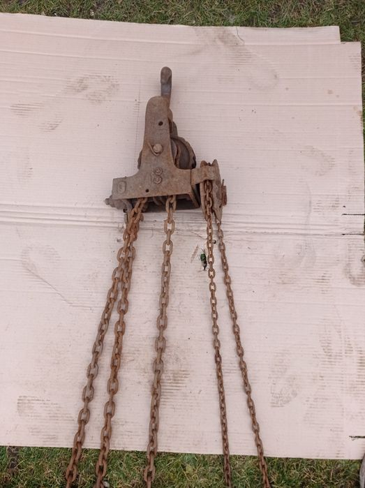 Podciągarka łańcuchowa 1T