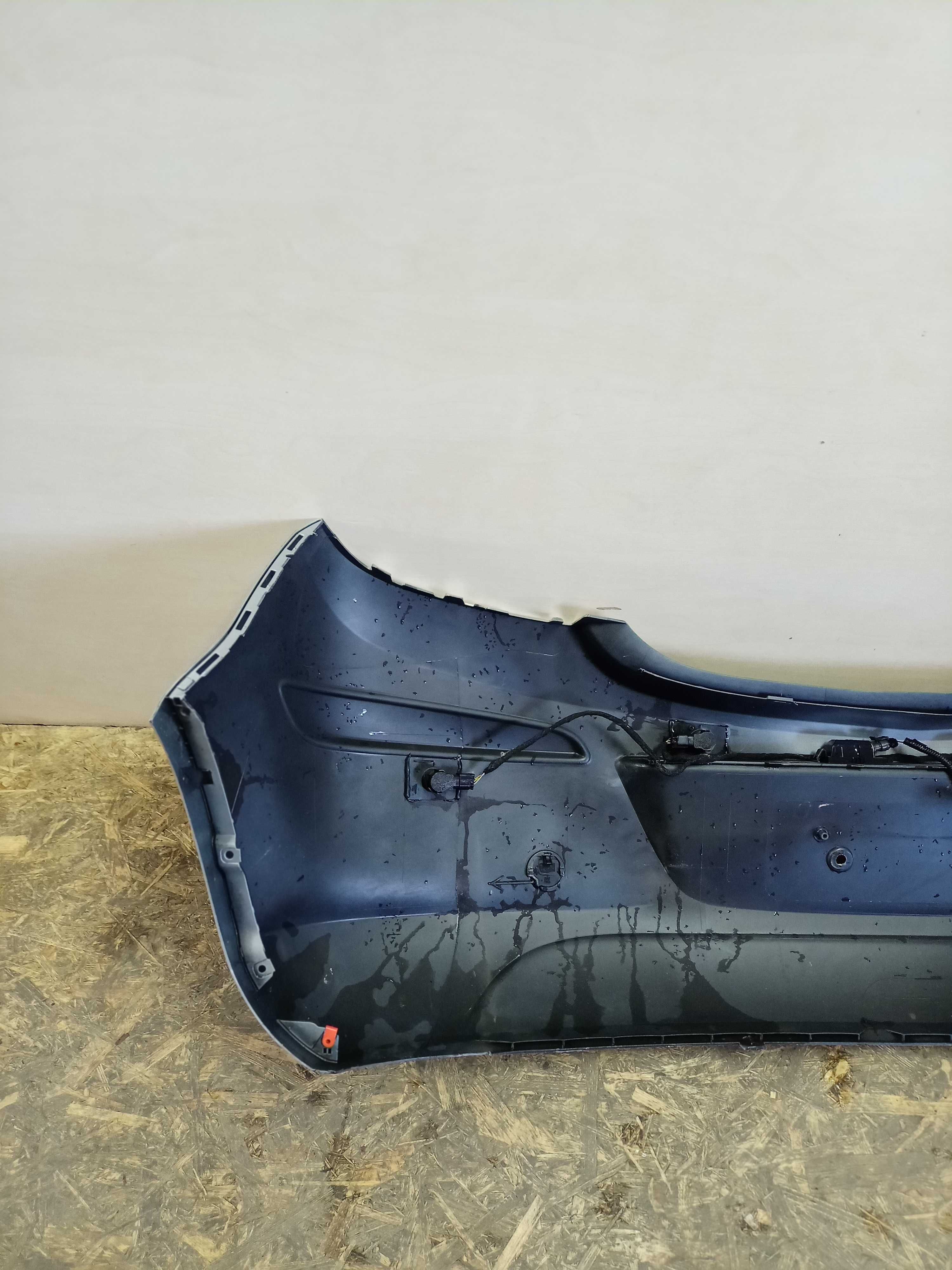 Opel Corsa D zderzak tył tylny kolor Z157 srebrny wersja 5 drzwi 4xPDC