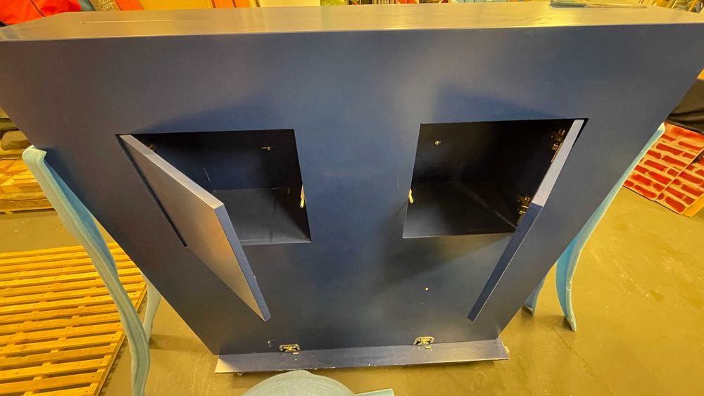 Mobilny stand / skrzynia na TV