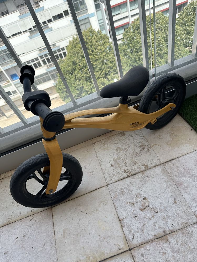 Bicicleta aprendizagem criança
