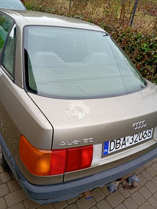 Audi 80 b3 automat, uszkodzony