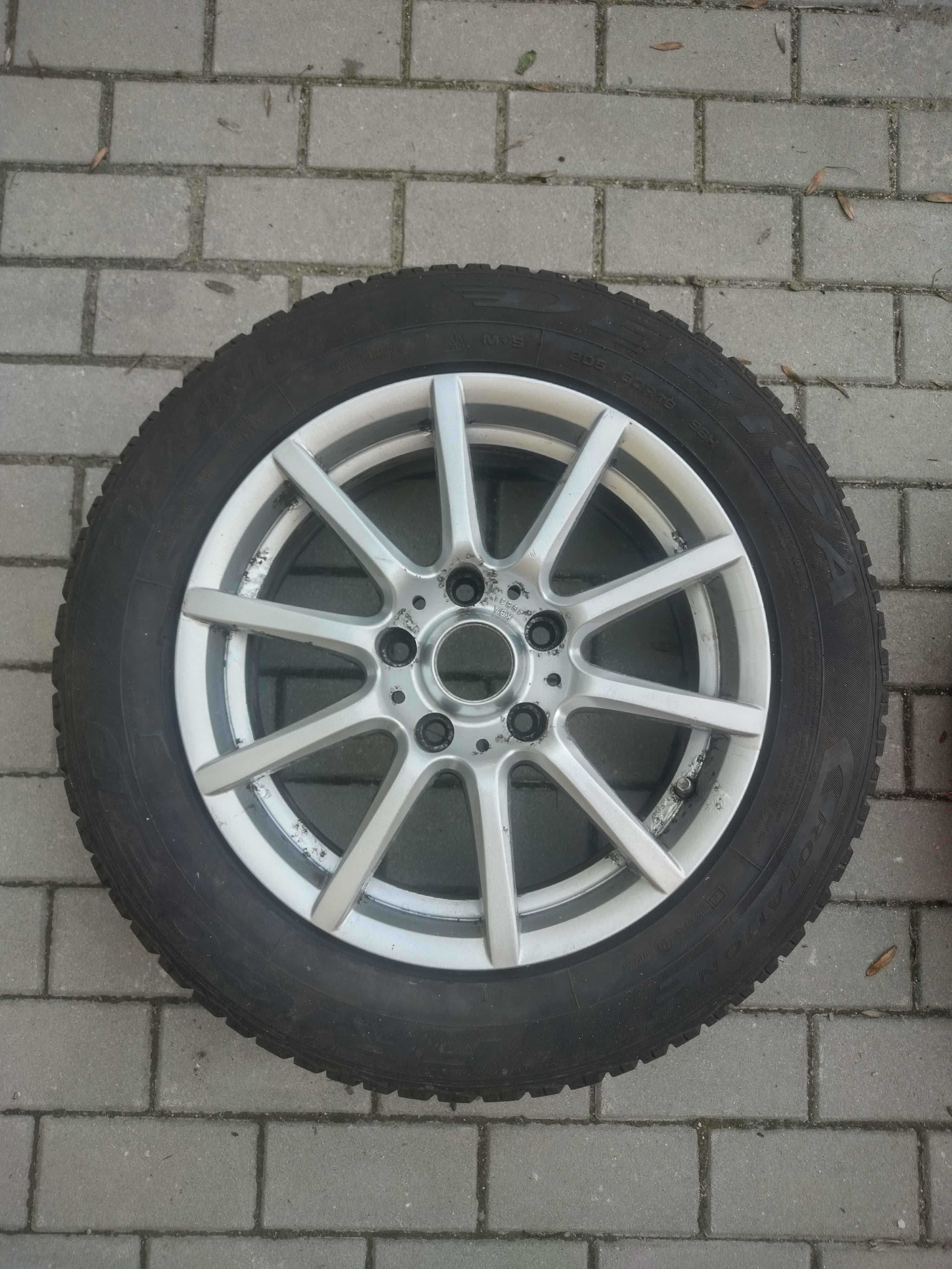 Opony zimowe z felgami 205/60R16