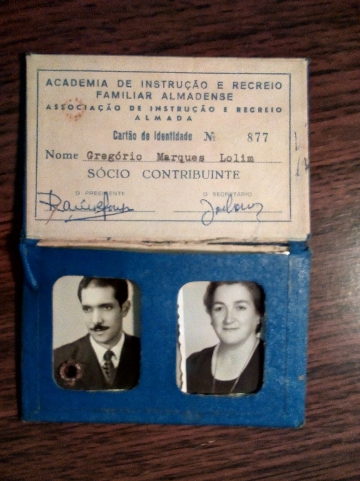 Caderneta sócio academia almada/1950