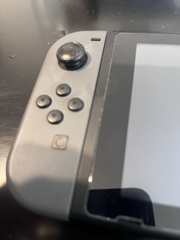 Nintendo Switch V2 + pokrowiec