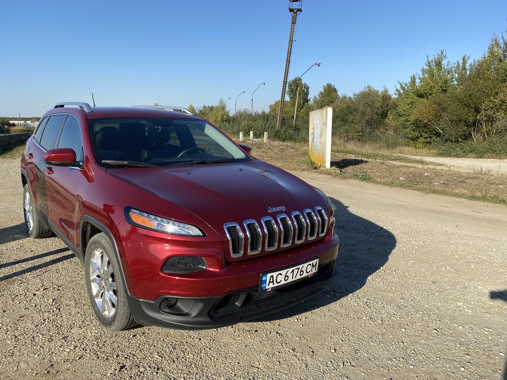 Jeep  Cherokee автомобіль