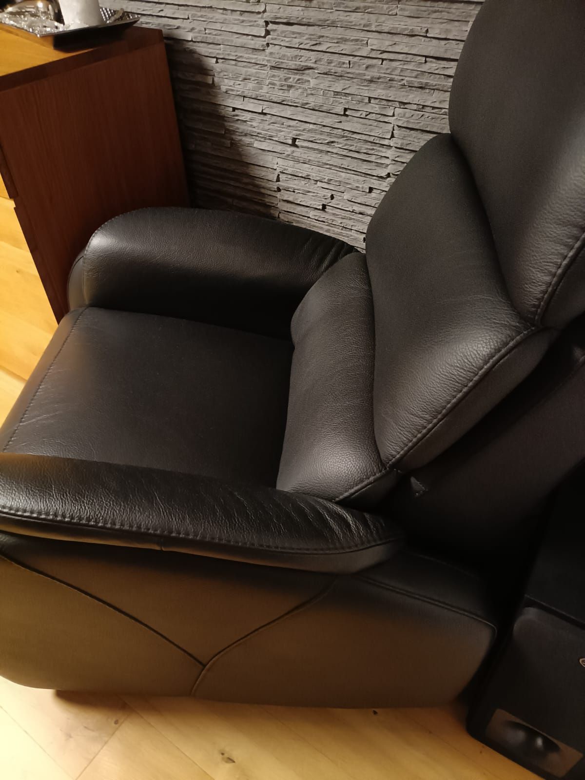 Sofa dallas ze skóry superiore z funkcją relax