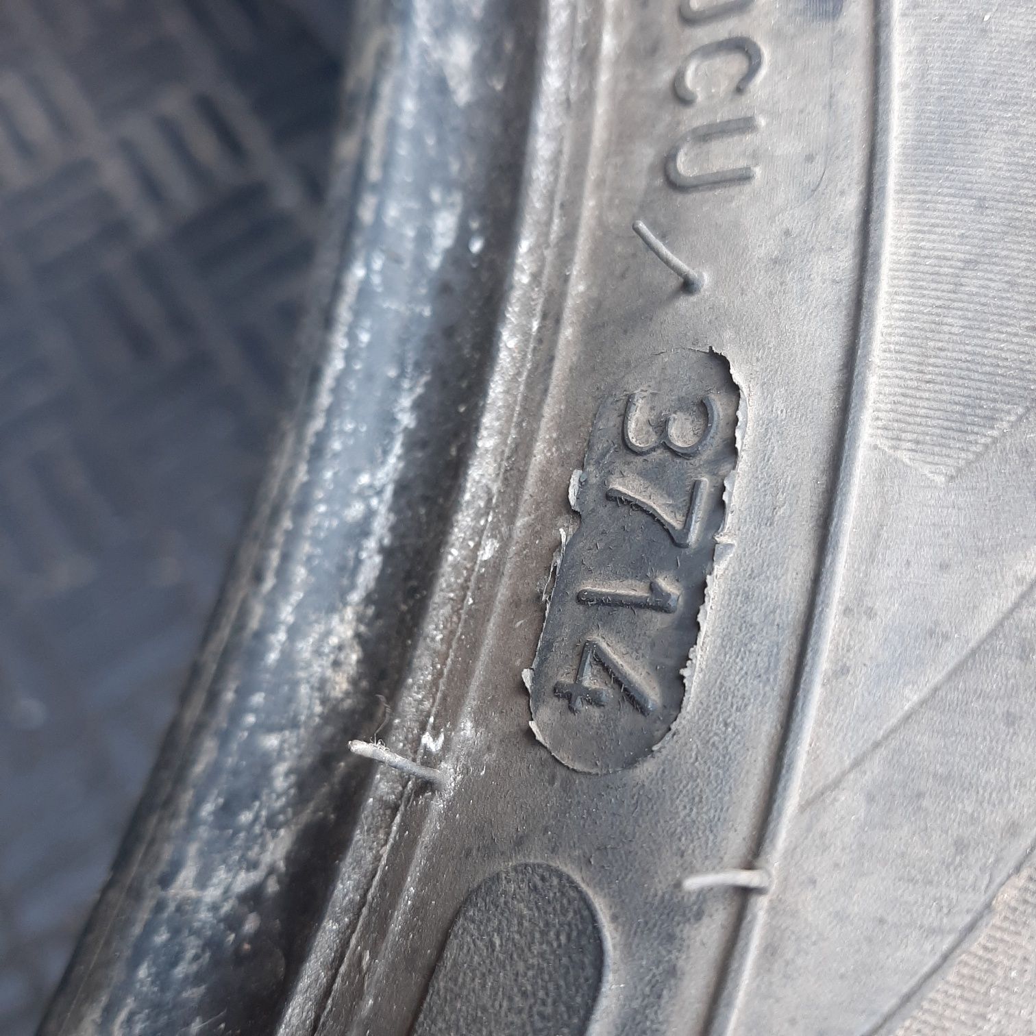Opona Zimowa Nokian 215/50R17 95V