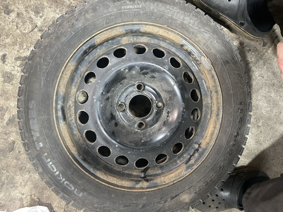 185/60/15 зимові