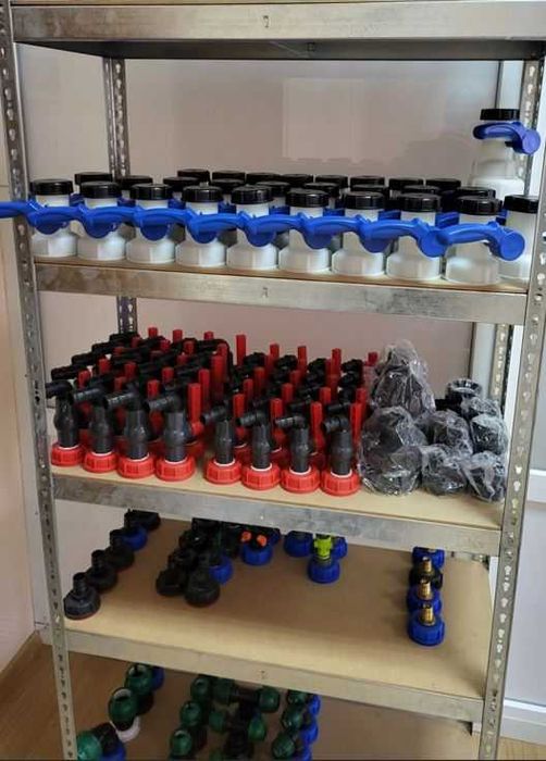 Крани, кришки, перехідники до єврокубів