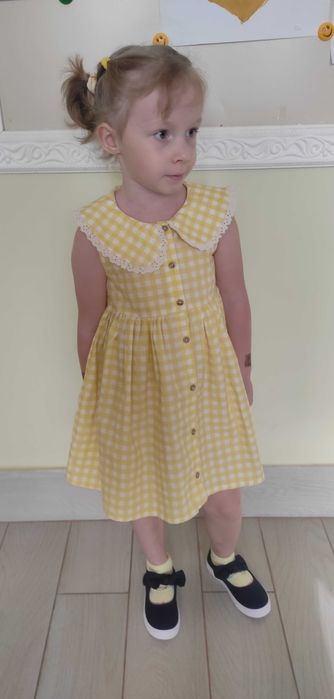 Плаття для дівчинки 4-5 років