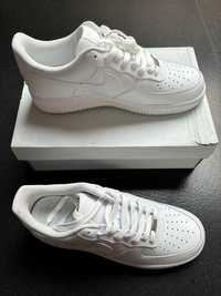 Nike Air Force 1 Low '07 White 37