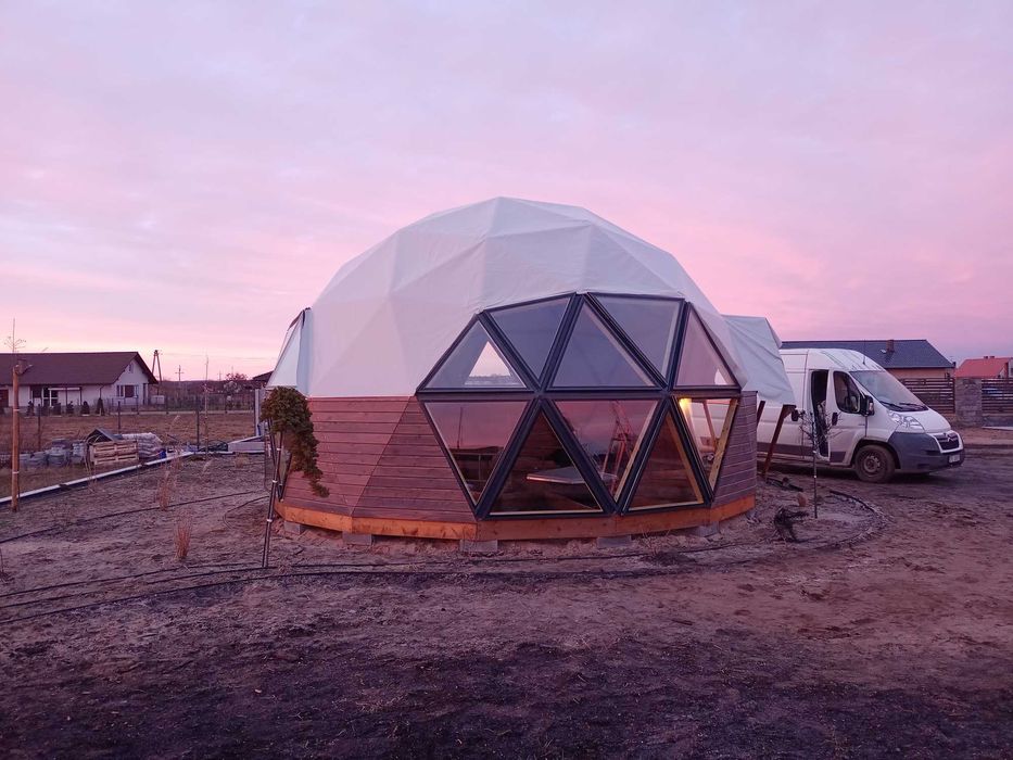 Kopuła całoroczna, glamping, domek letniskowy sala warsztatowa