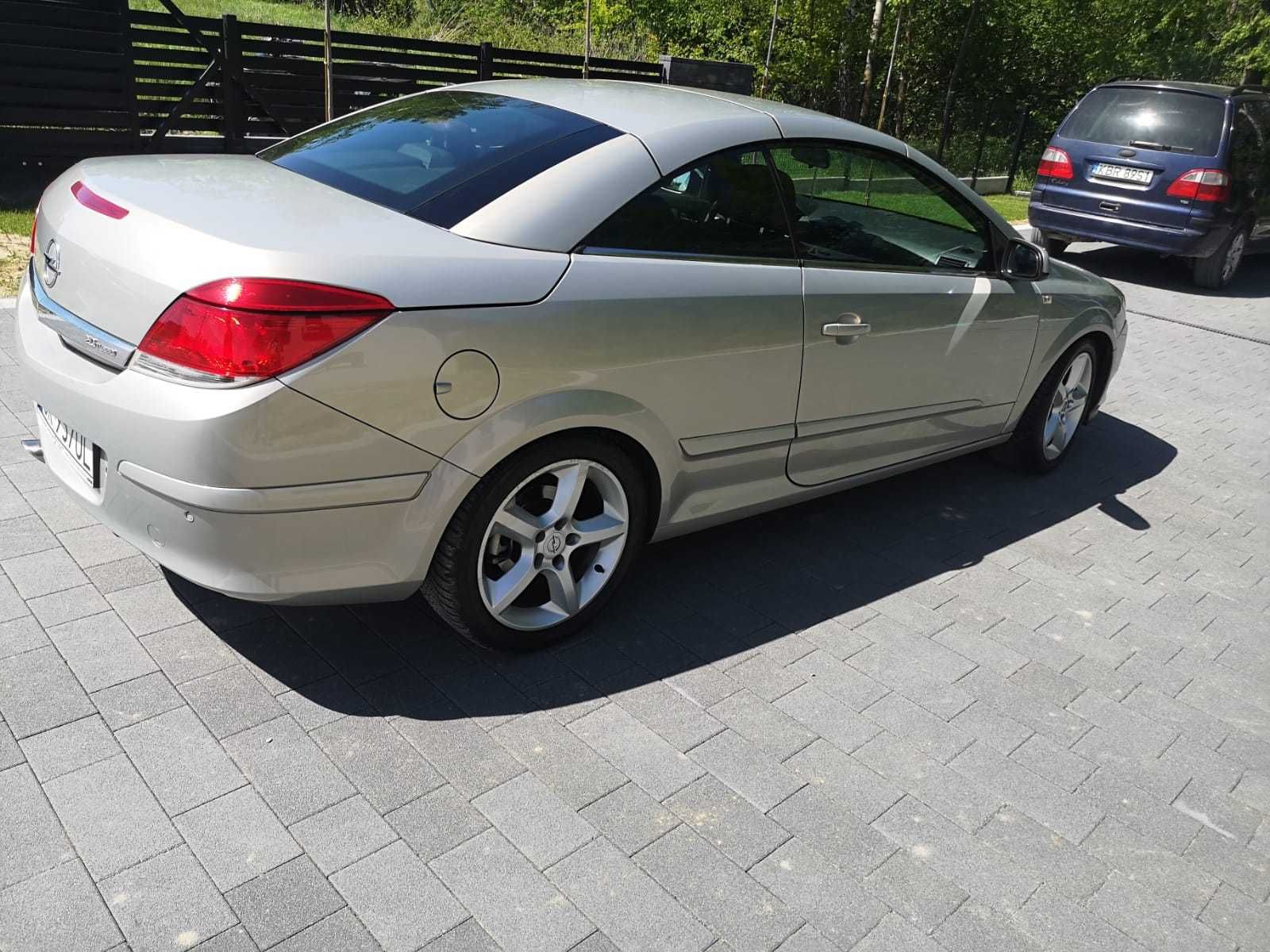 Opel Astra H Kabrio