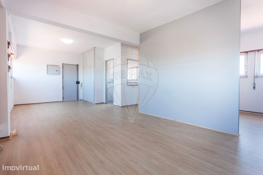 Escritório T0 para arrendamento