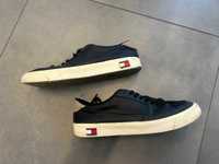 Tommy Jeans Sneakersy Vulcanized Ess EM0EM01106 czarne 43