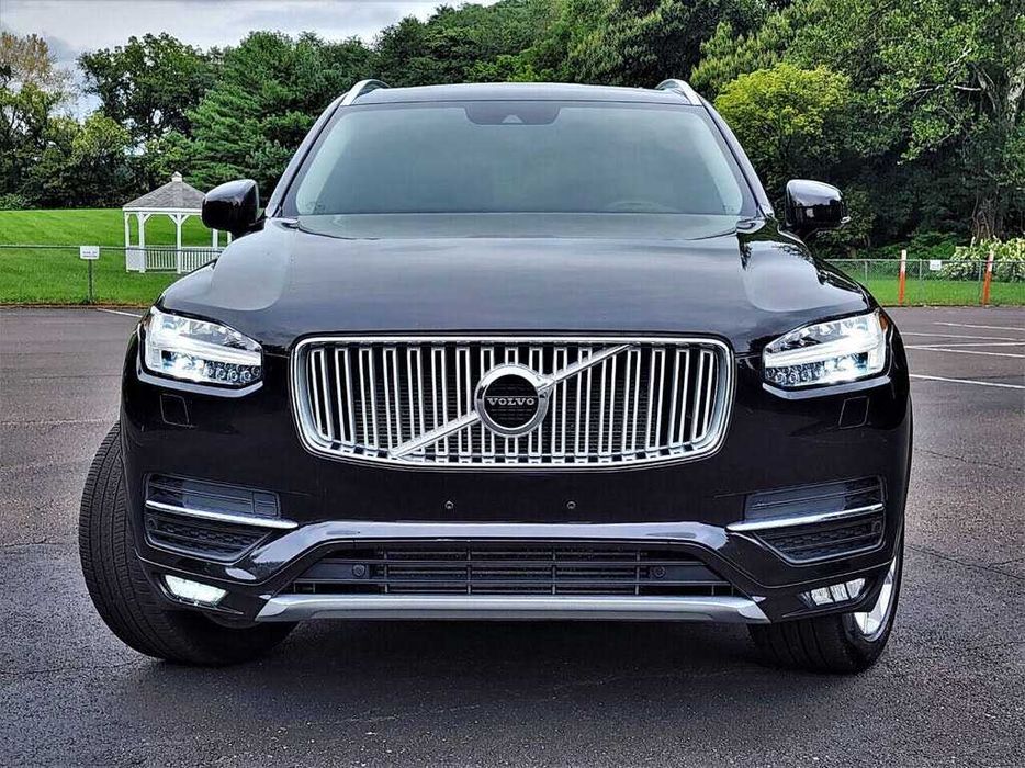 Volvo XC90 T6 R-Design      2016