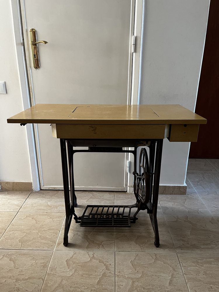 Maquina de costura da Singer