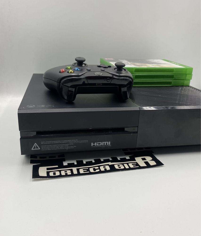 Xbox One + 3 Gry , Fifa 23 , Call of duty Wwii , wiedzmin+ Gwarancja