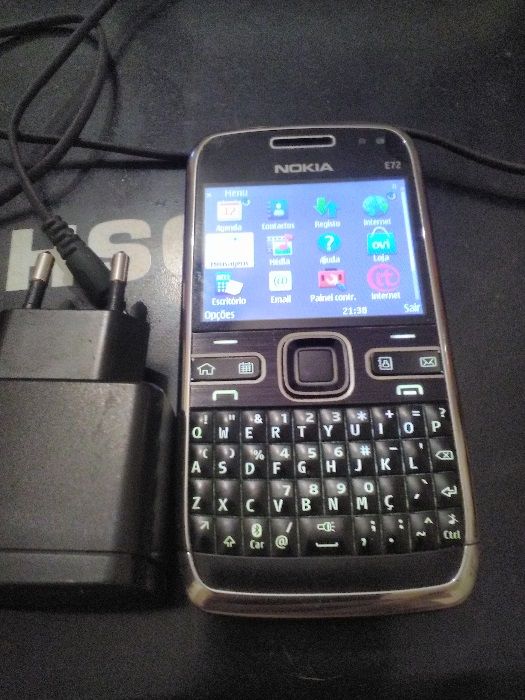 telemovel nokia e72