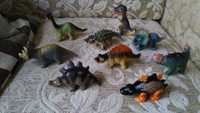 Kolekcja mini dinozaurów, gumowe i elektroniczny interaktywny dinozaur