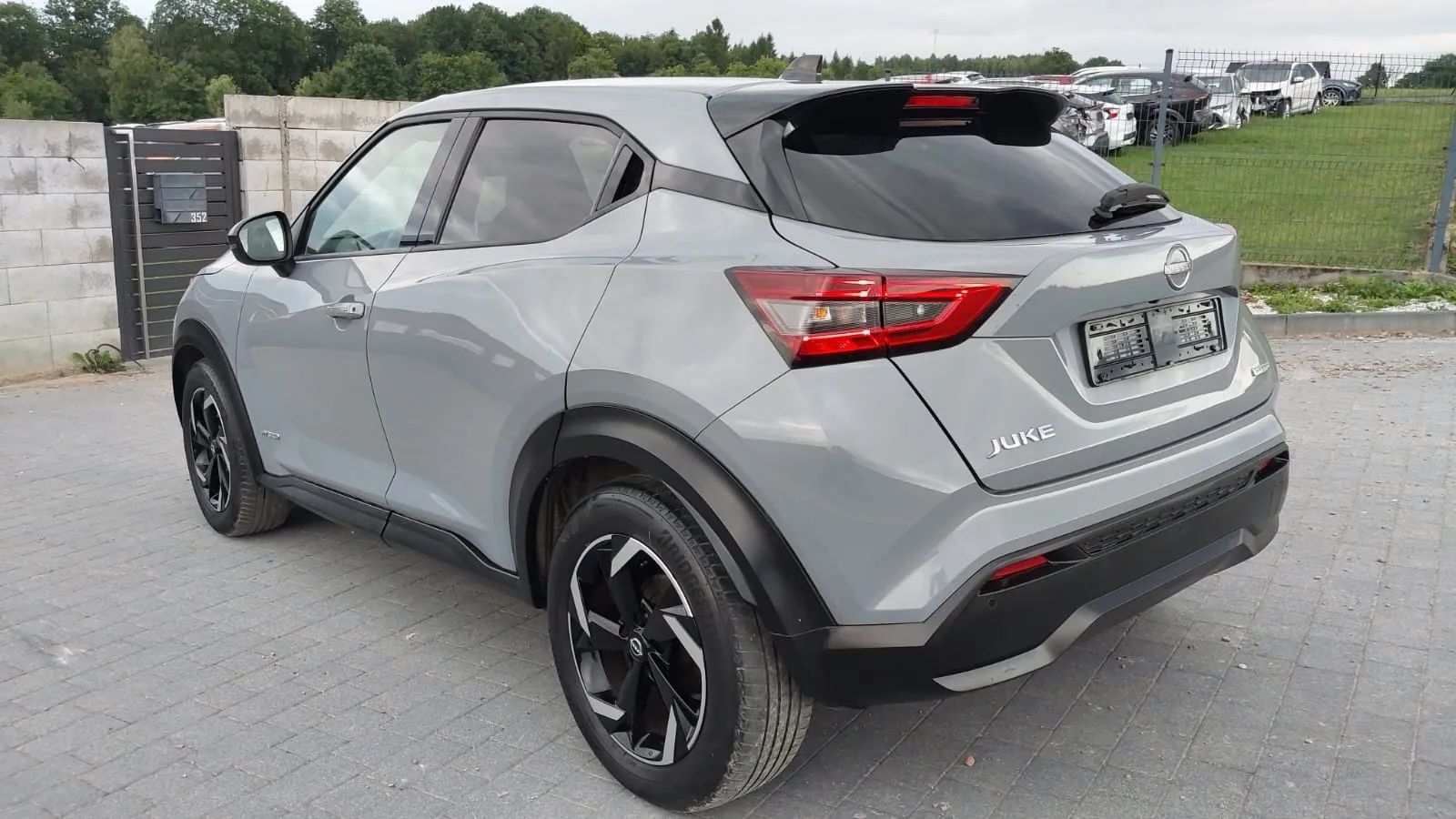 Nissan Juke 1.6Hybrid N-Connecta Automat