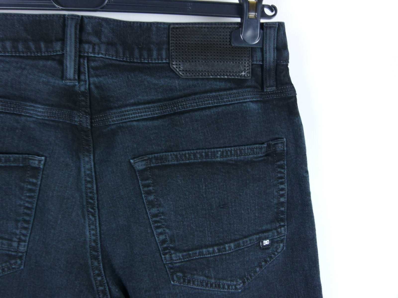 DC Shoe Roomy spodnie dżins jeans straight / 32