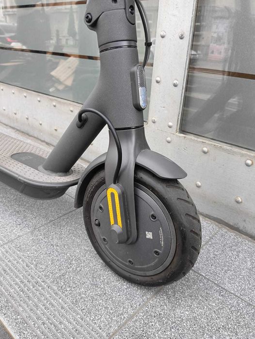 Hulajnoga Xiaomi Mi Essential Black, jak nowa  Gwarancja, Kraków