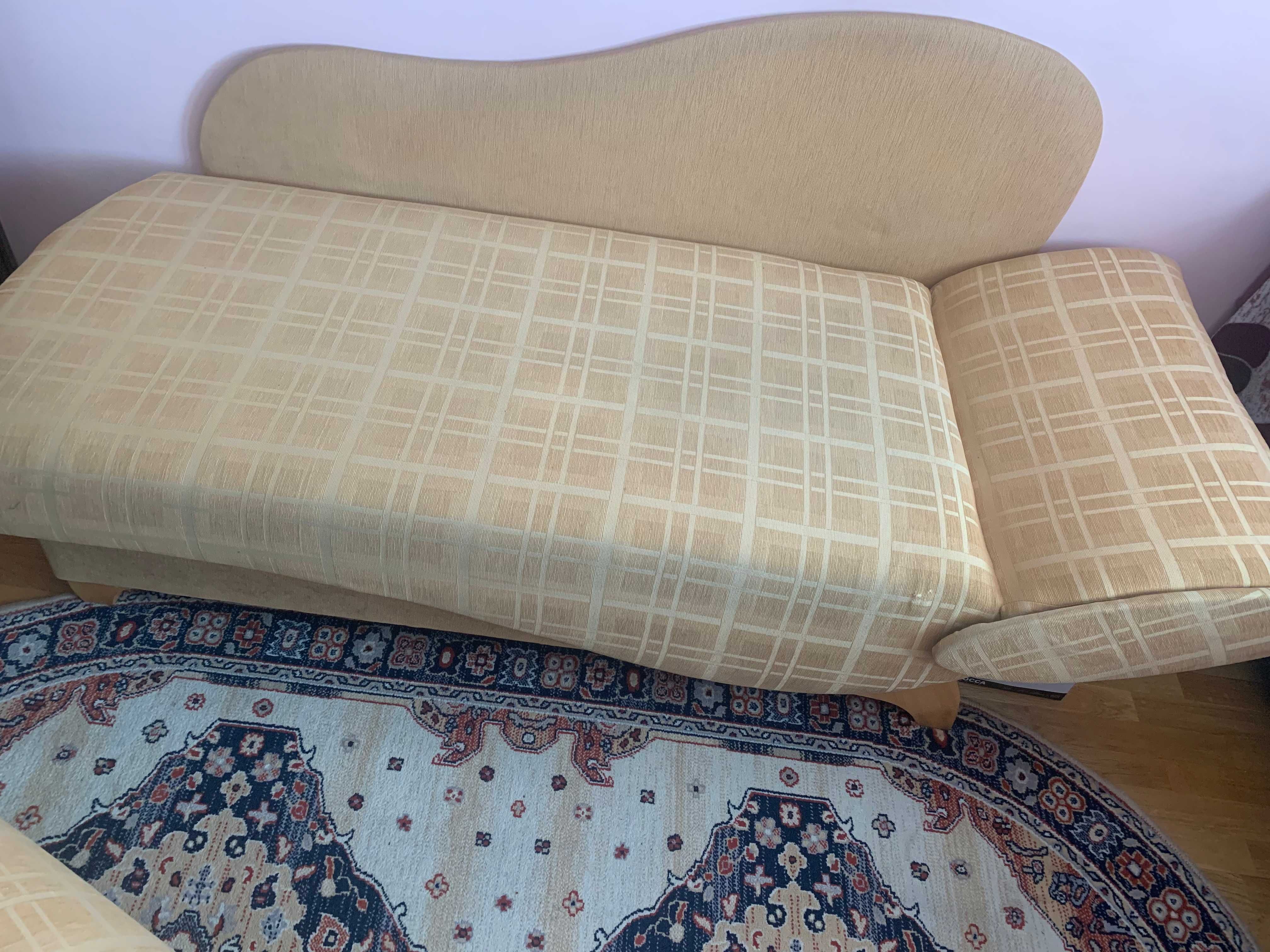 Sofa jednoosobowa Nel z Meblotapu Poj.na pościel reg. zagłówek