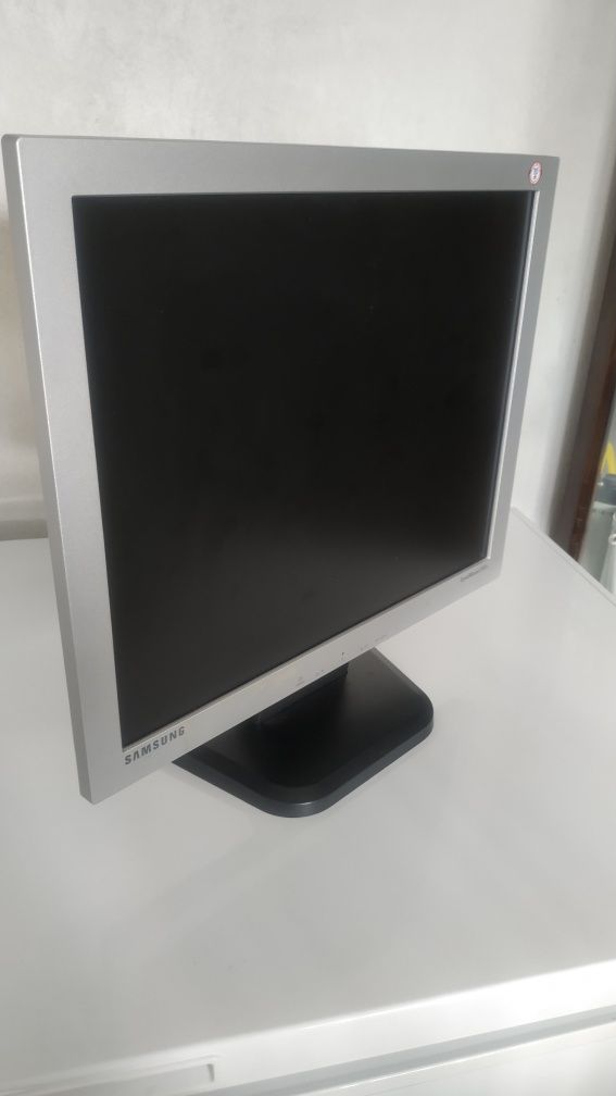 Monitor Samsung 19' para PC