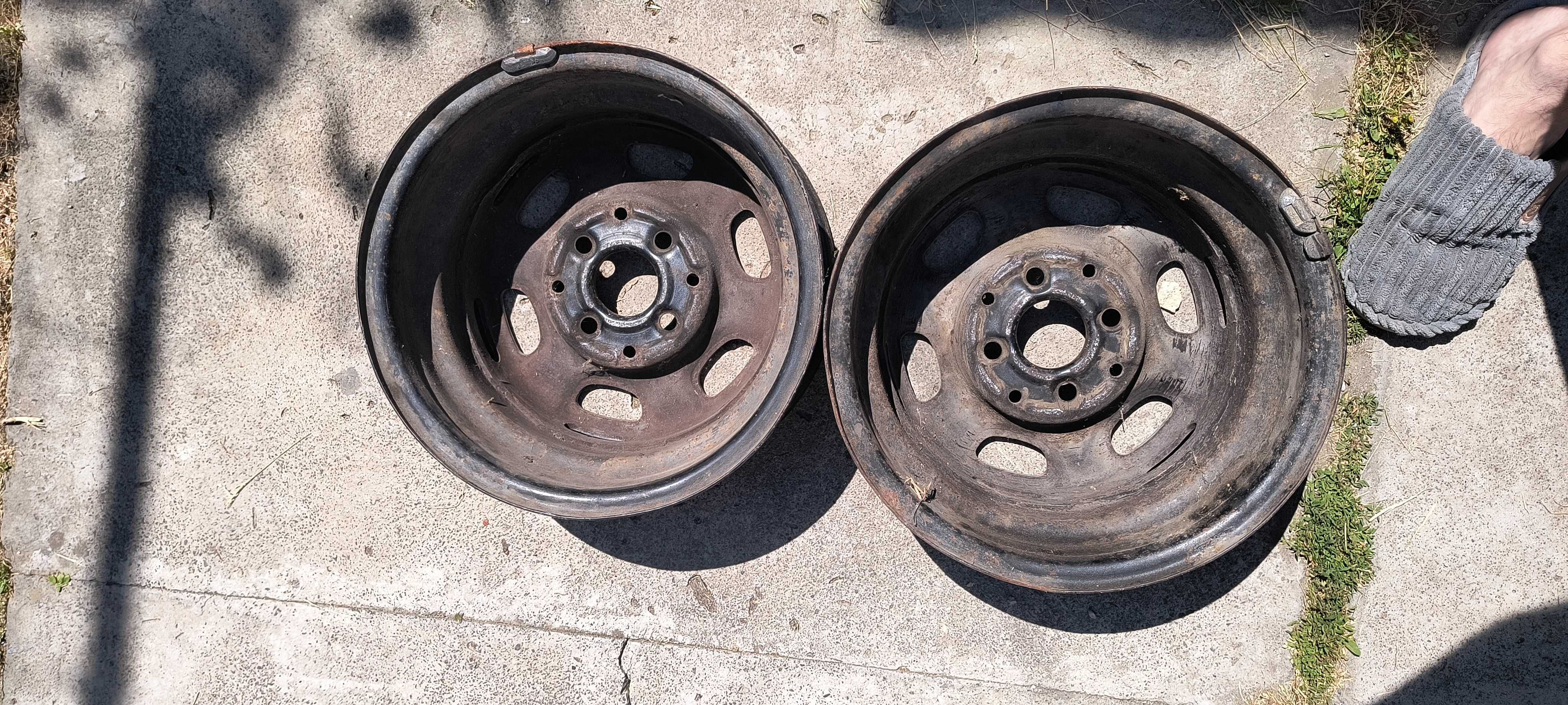 Продам два диски r13  100×4