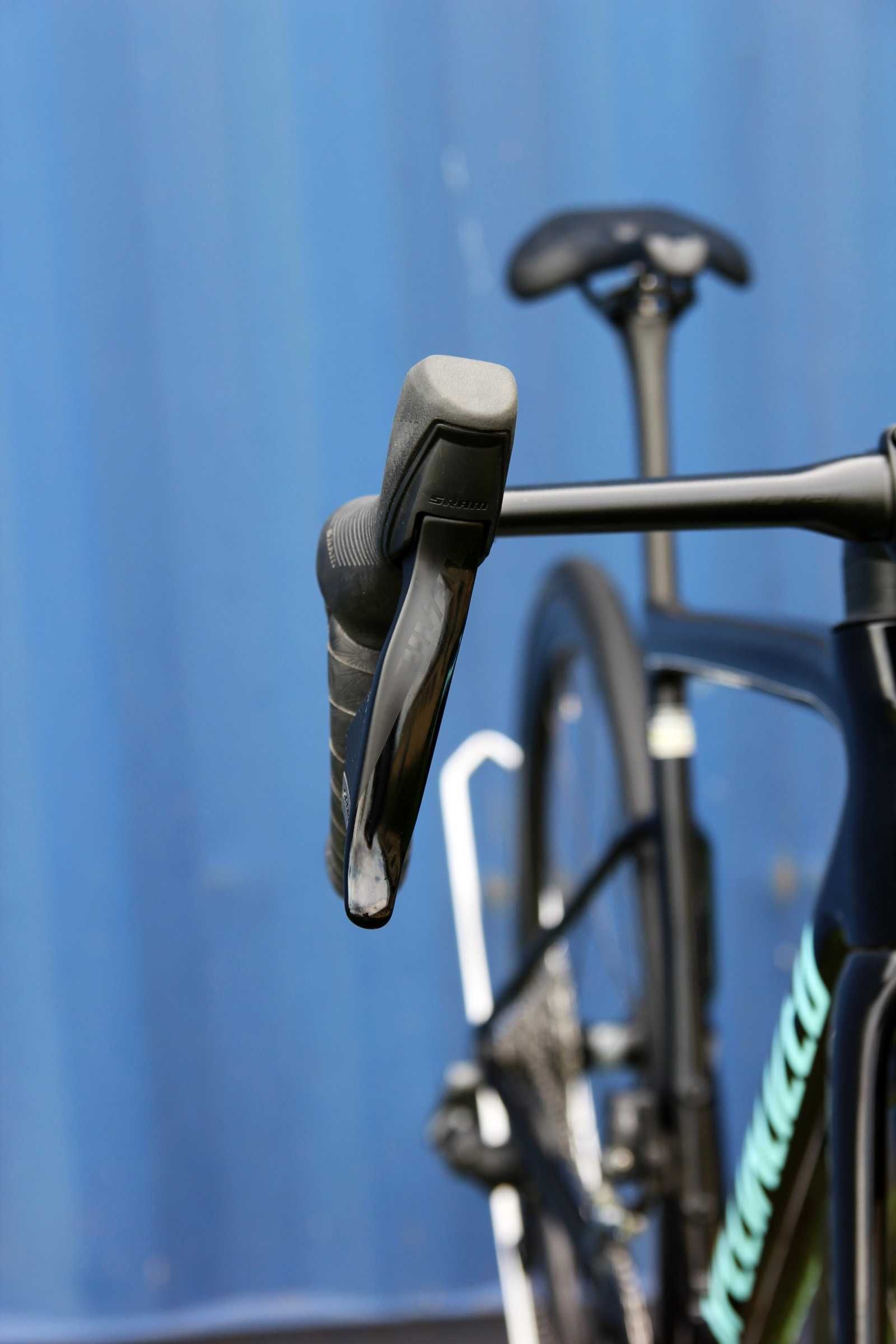 Rower szosowy SPECIALIZED TARMAC SL8 Expert Sram Rival AXS, roz.52