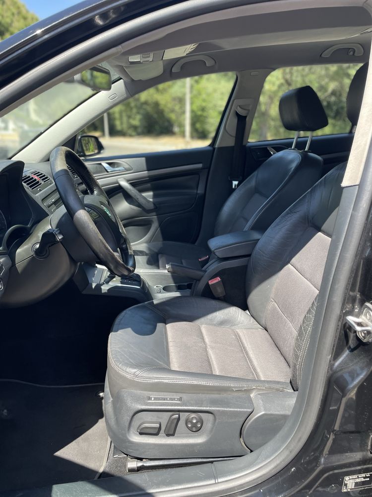 Skoda Octavia *Motor Novo* 2.0 TDI Automática