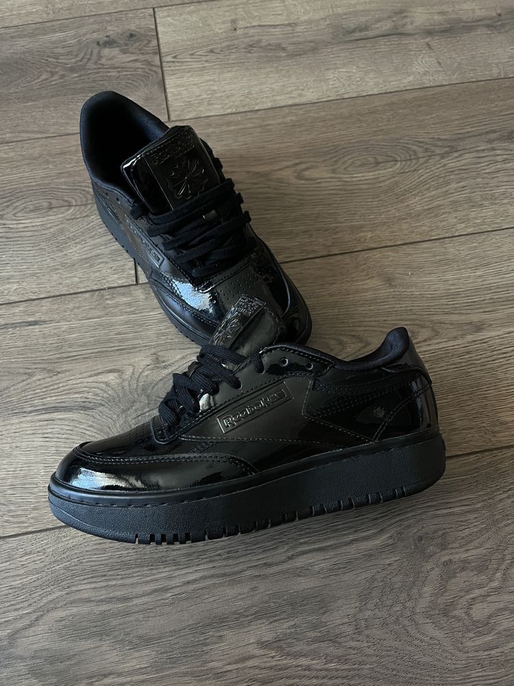 Жіночі оригінальні шкіряні кросівки (кеди) Reebok zara