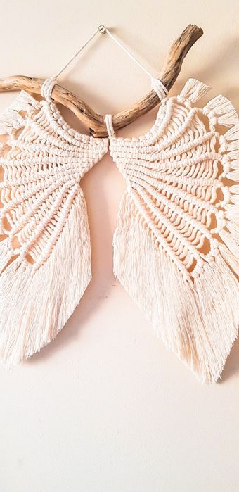 Asas de anjo em Macrame