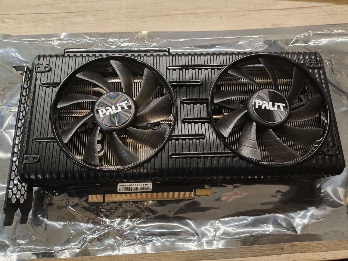 Palit RTX 3060 ti działa ale problem z wentylatorem
