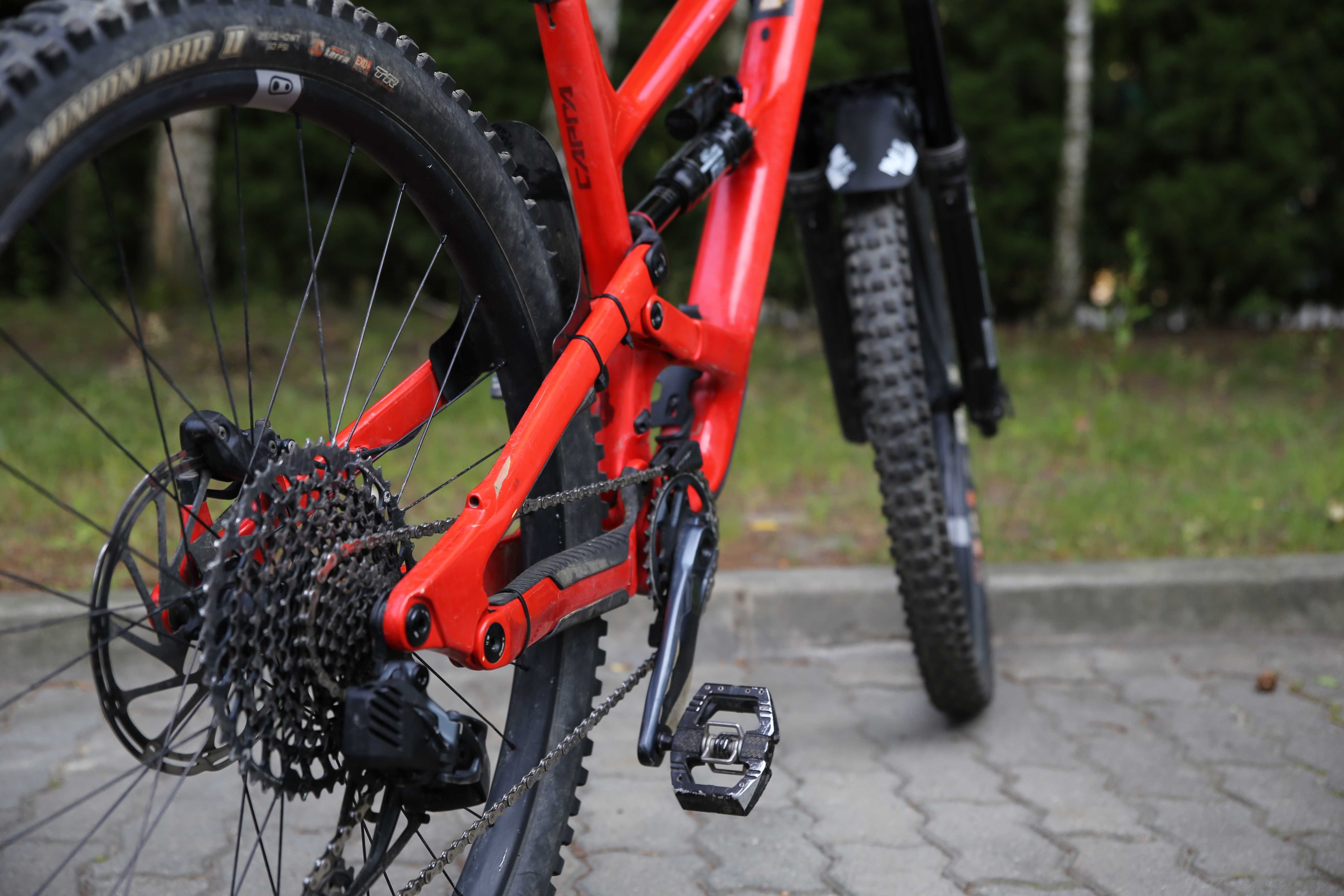 YT Capra Core 3 Lava red SRAM GX EAGLE AXS, RockShox ZEB super stan