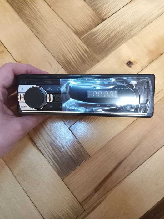 НОВА автомобільна магнітола Car MP3 Bluetooth, FM, USB/SD, AUX, пульт