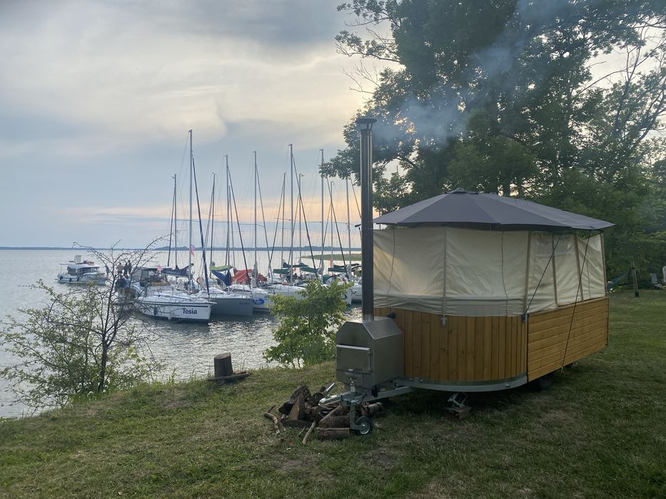 Mobilna balia na wynajem / relaks na kółkach