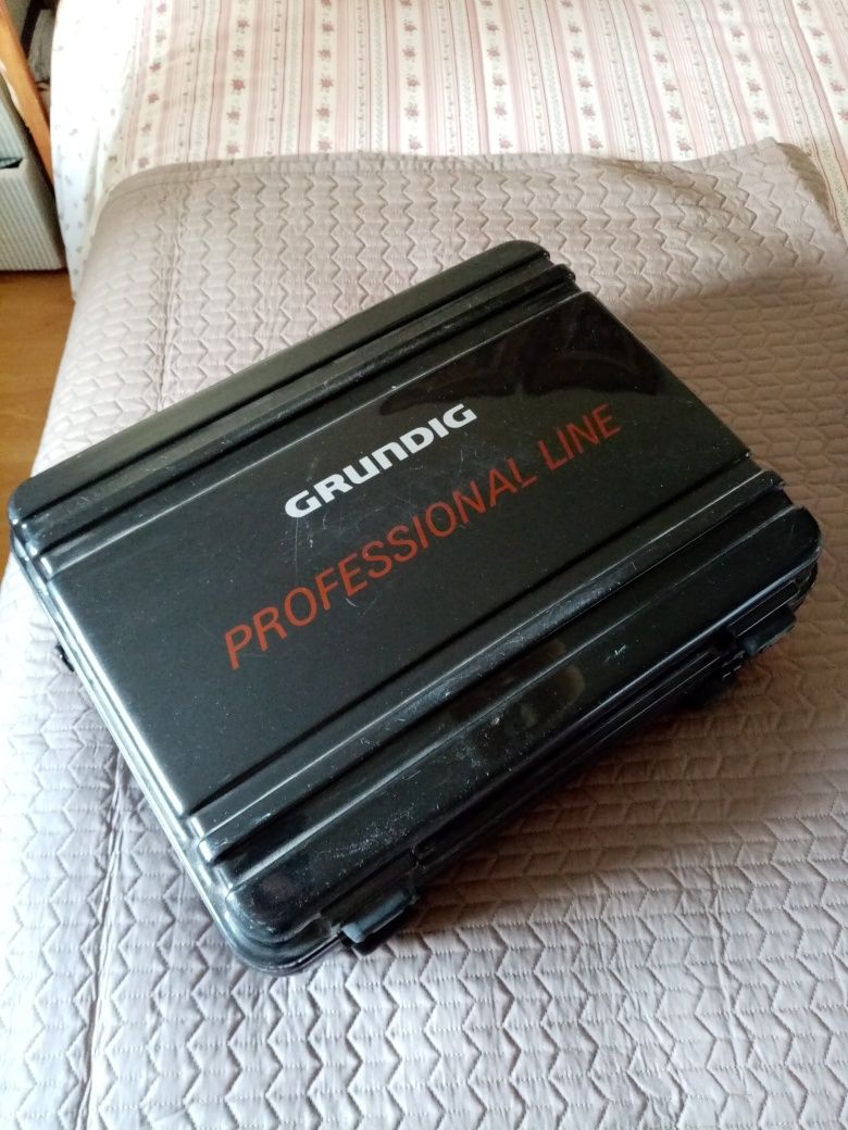 Câmara Filmar Profissional S 180 Grundig